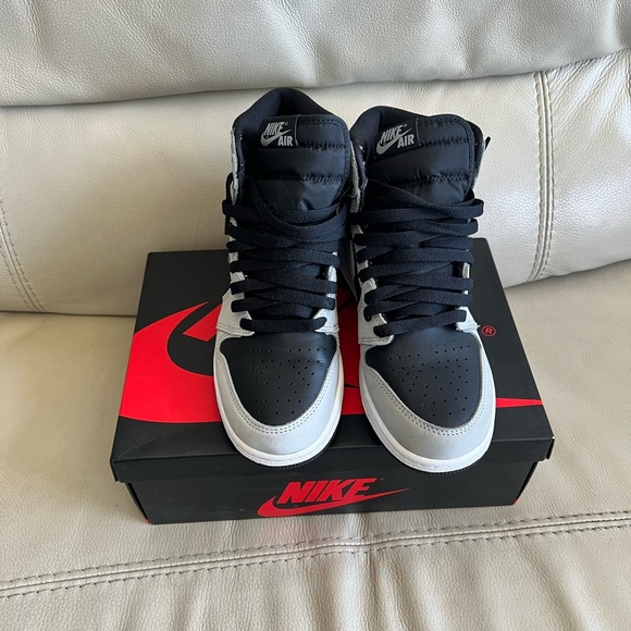 Air Jordan 1 OG Shadow 2.0 GS - Picture 5 of 10